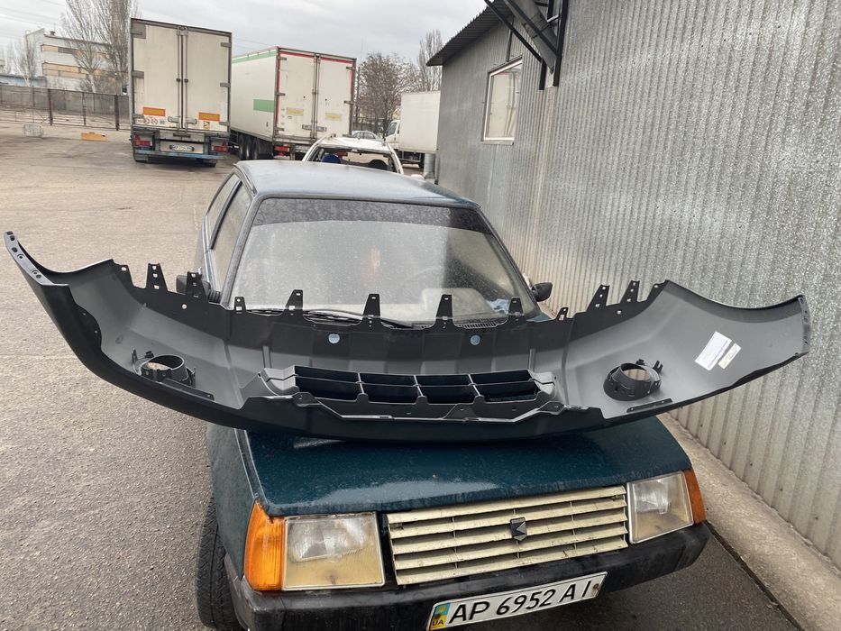 Бампер Передний Nissan Navara (Нисан Навара )кузов Д 40 2009 год