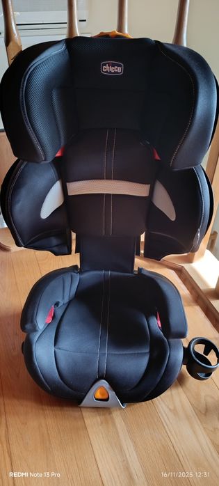 Cadeira Auto 2/3 Chicco com isofix