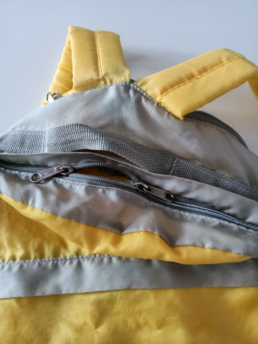 Plecak z peleryną 2 w 1 firmy Content