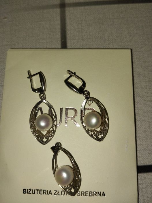 Komplet srebrnej biżuterii