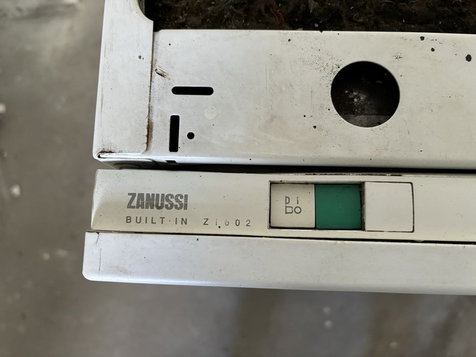 Zanussi ZI602 Lavar Loiça