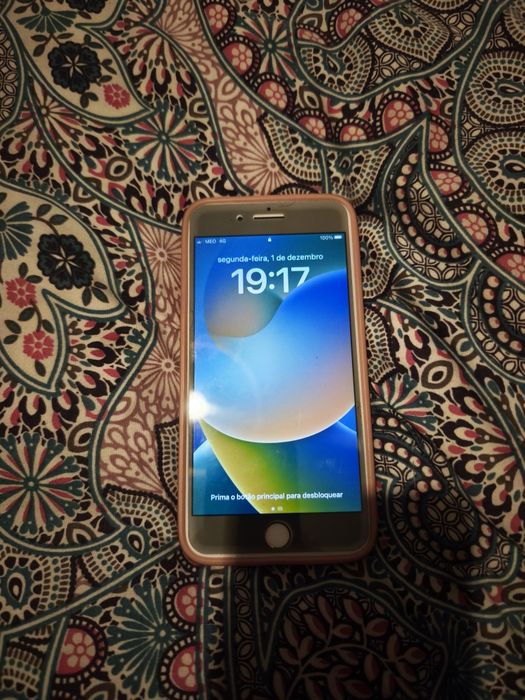 Apple iPhone 8 Plus 256GB Dourado, Livre