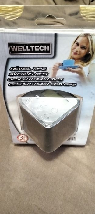 Relógio despertador MP3 novo na caixa. (ver desconto no texto)