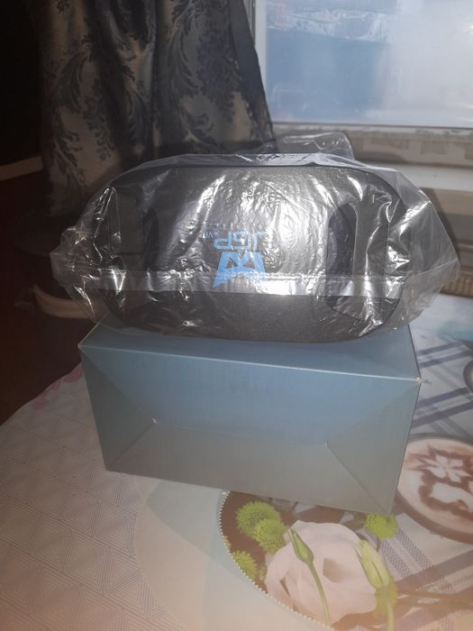 Продам 3Д очки подключается к любому устройству телефон ноутбук телек