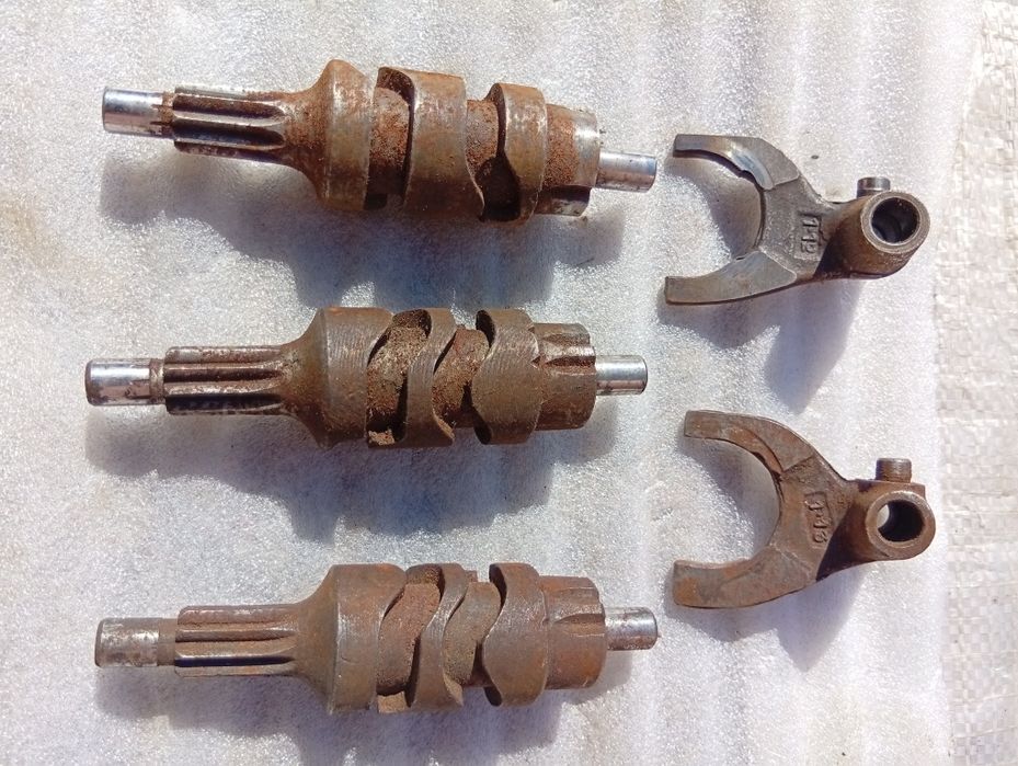 Запчастини для Іж пс