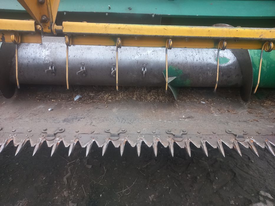 Комбайн Вольво 1130