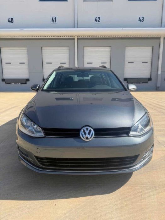 Volkswagen Golf      2016