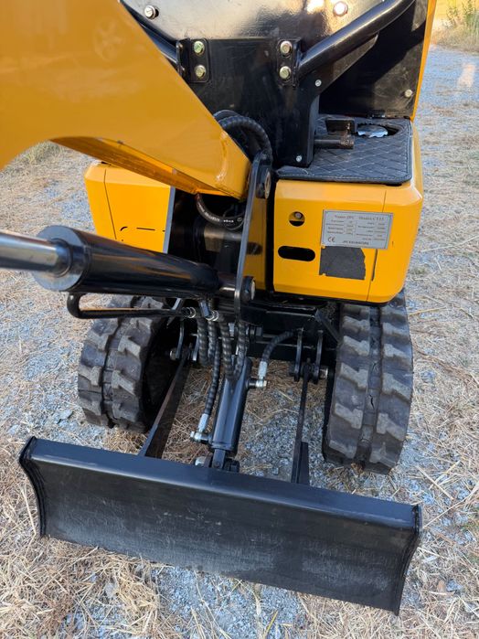 Mini giratoria 1100kg