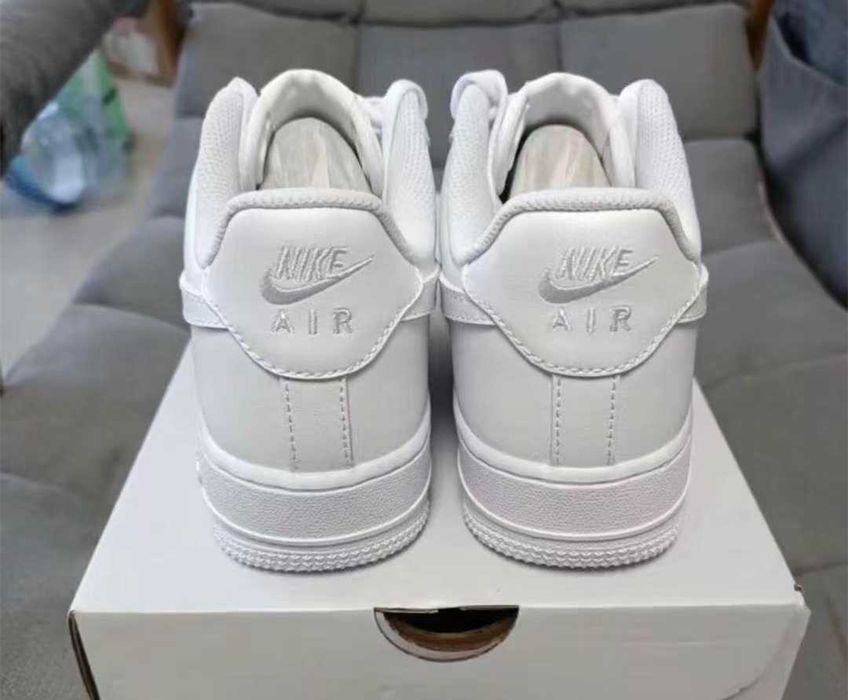 Buty meskie Mokasyny Nike_Air_Force_1_Low '07_Biały R.39