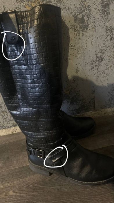 Продам кожанные сапоги