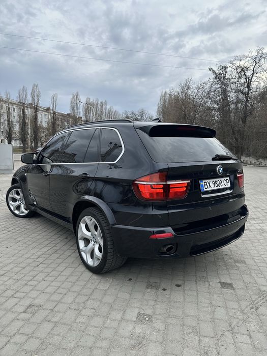 Продам BMW X5 e70 M57