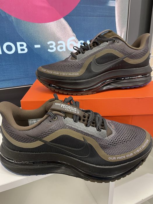 Кросівки Nike Pegasus Premium