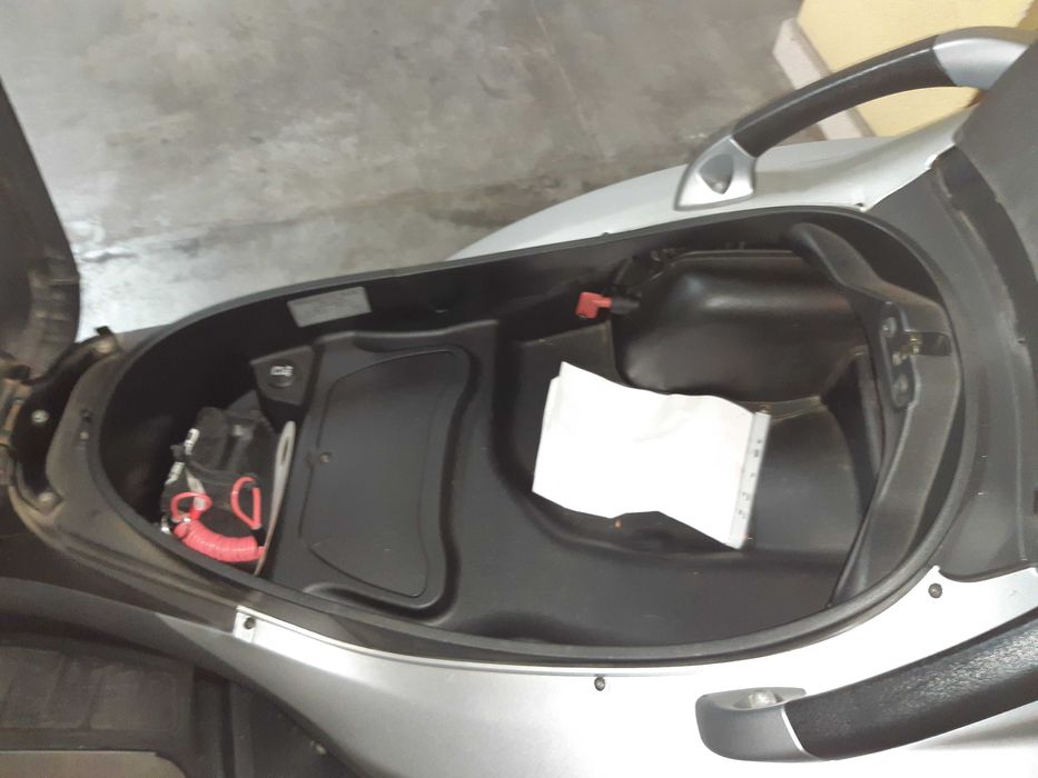 Piaggio MP3 400 de 2008 com 29900 Km