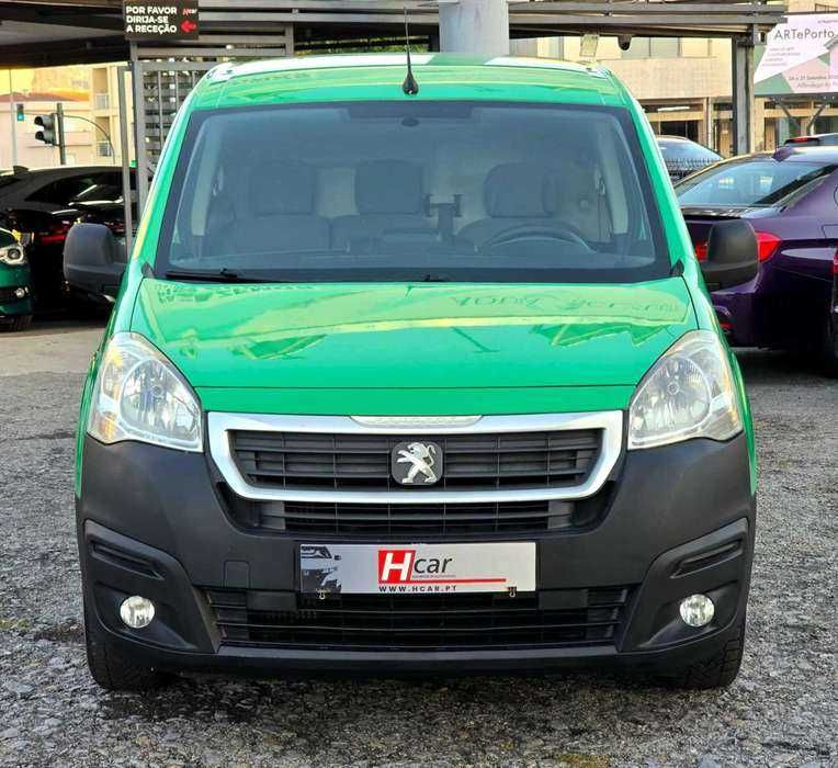 PEUGEOT PARTNER L1 1.6HDI 90CV 3 LUGARES "IVA DEDUTÍVEL"
