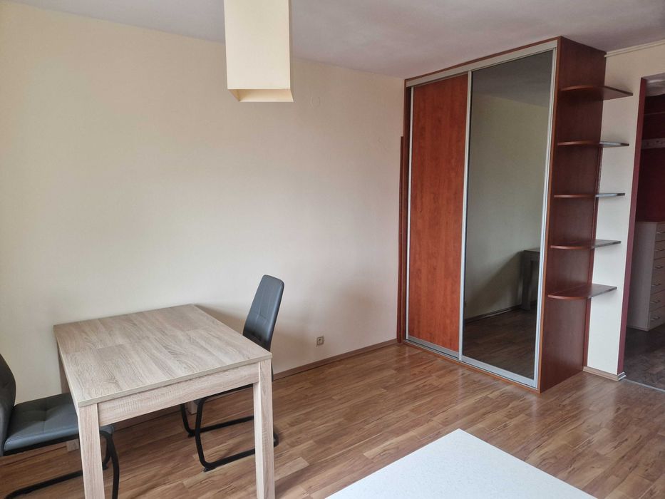 Kawalerka w Opolu (centrum) do wynajęcia, 46m2, pokój + kuchnia.