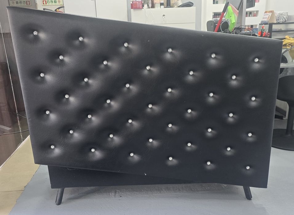 Balcão de Receção Elegante para Venda