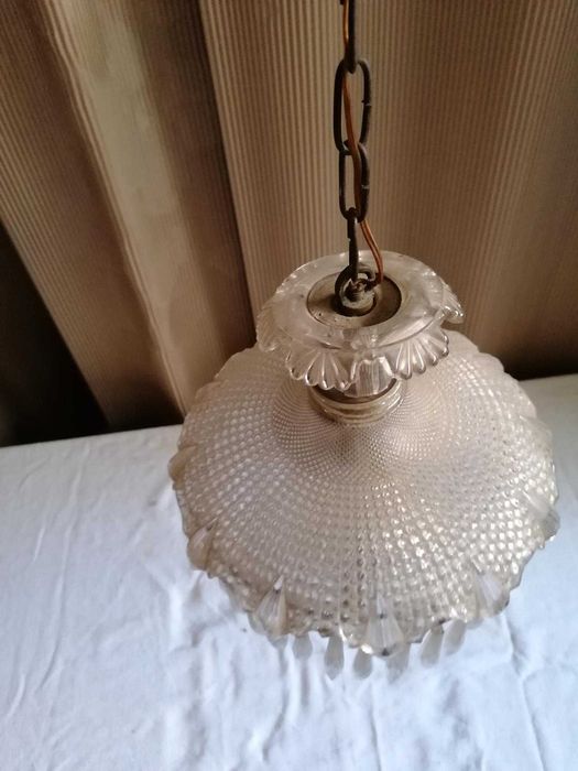 Candeeiro de teto antigo