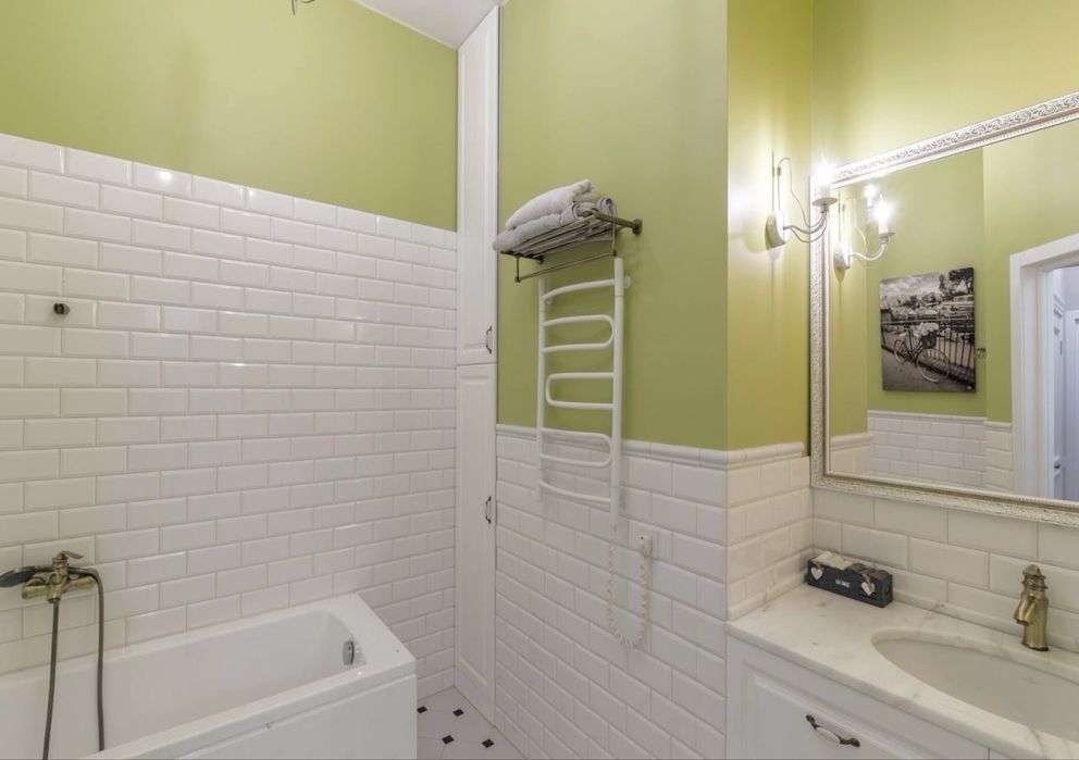 Новый ремонт! Две спальни! Продам квартиру 80м2, в Центре Днепра.