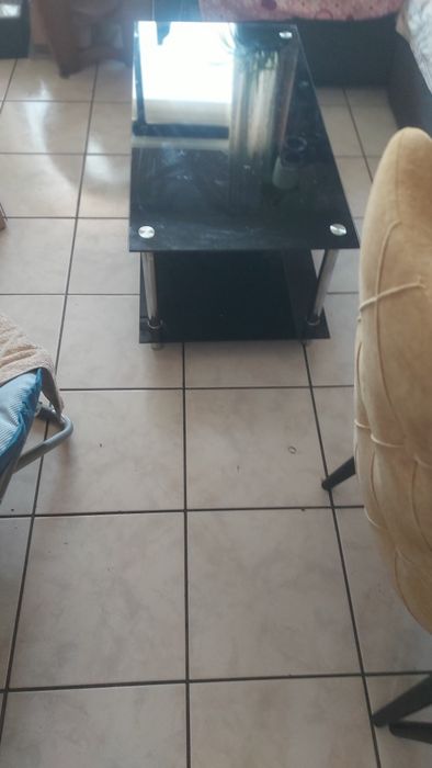 Mesa de centro em vidro