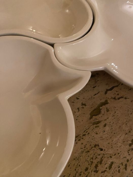 Conjunto de Travessas em Cerâmica Branca – 30+ Peças – Design Elegante