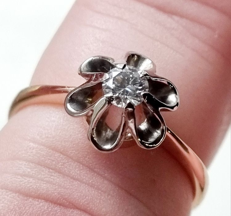 Золотое кольцо с бриллиантом. ct 0,18 3/3