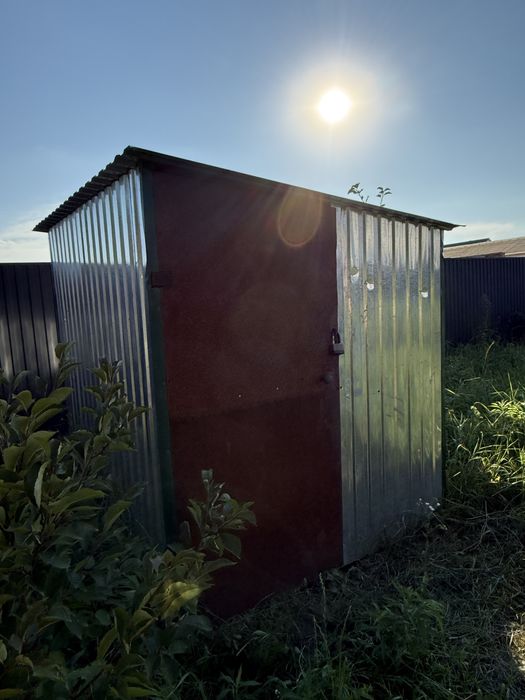 Вагончик для всього. Хороший торг