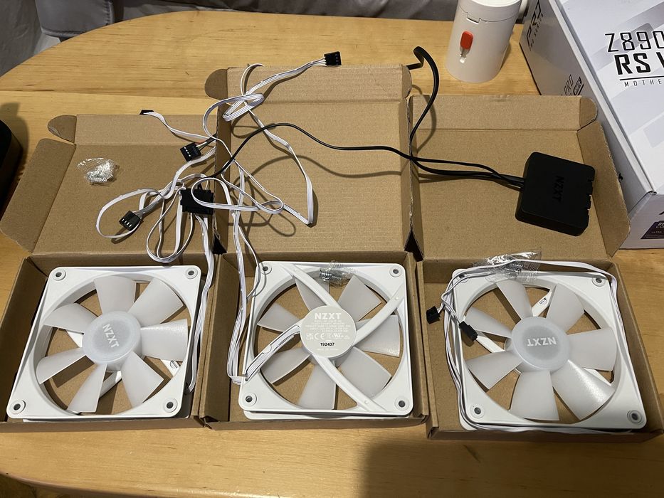 Набор вентиляторов NZXT RGB Fans - Triple F120RGB - 120 мм White