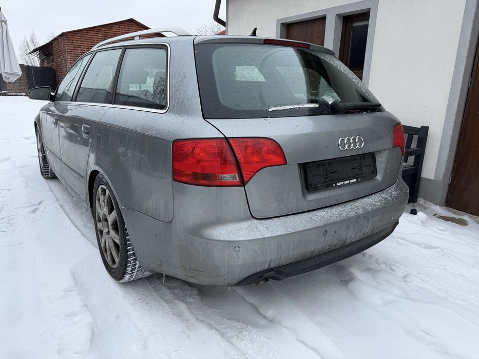 Klapa tył audi a4 b7 avant kombi LY7G