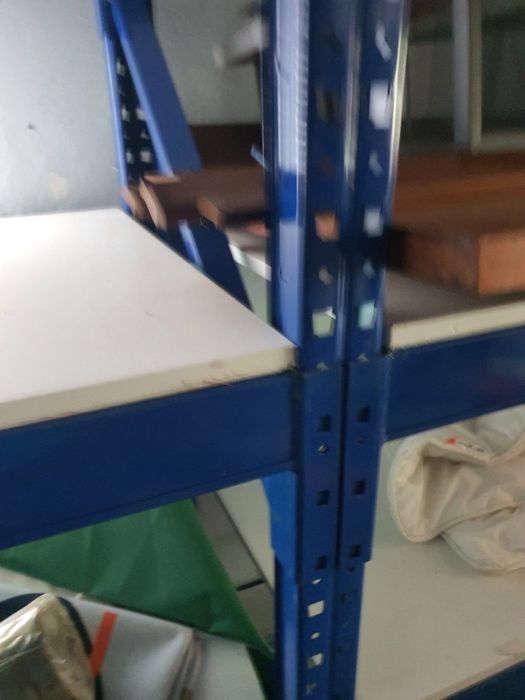 Prateleiras industriais c/ tampos