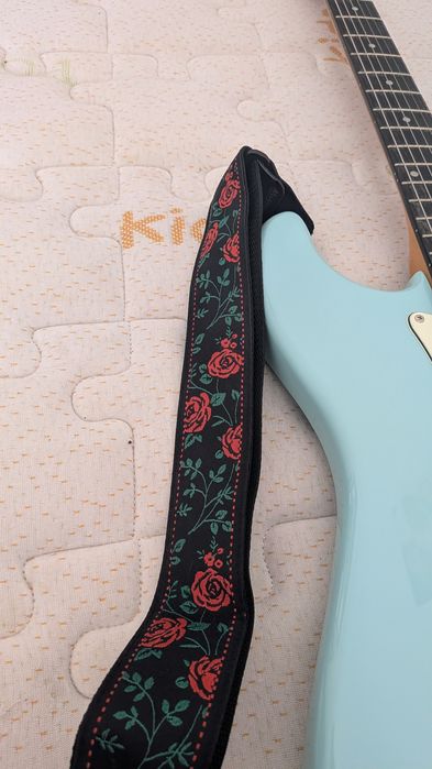 Guitarra elétrica "Eko"