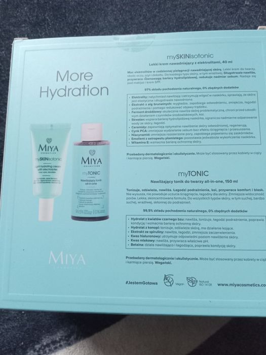Zestaw prezentowy kosmetyków miya more hydration