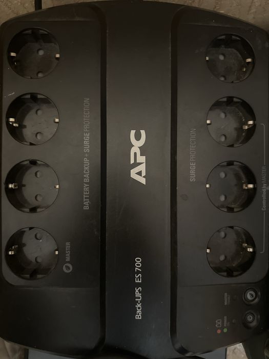 ИБП / Бесперебойник / Стабилизатор APC Back-UPS ES 700
