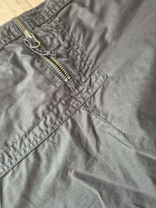 Armani Jeans spodnie cargo 46/31 XL/XXL
Polecam na XL/XXL
czarne 
Cien