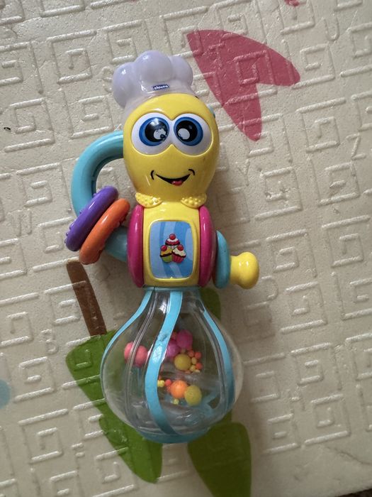 Продам дитячі іграшки