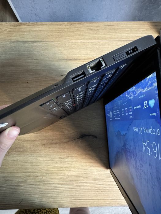 Ноутбук Lenovo ThinkPad S440 (ультрабук)
