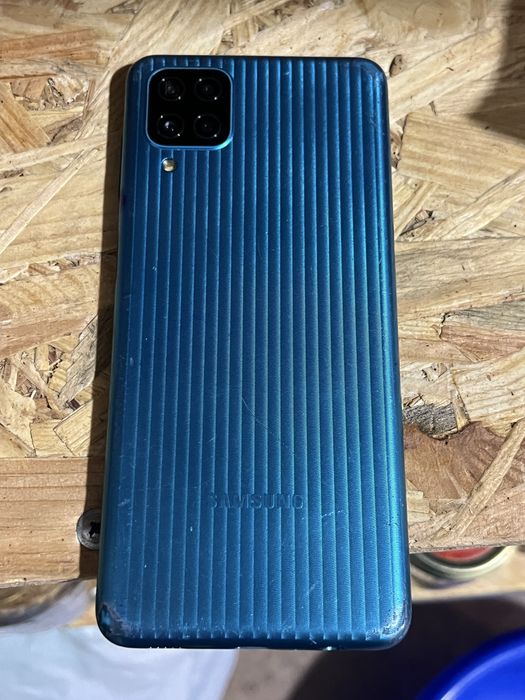 Телефон Samsung M127