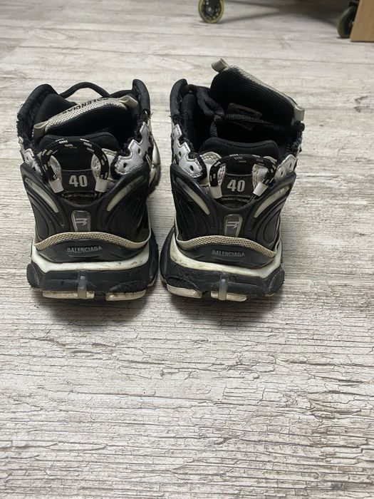 Balenciaga runner
