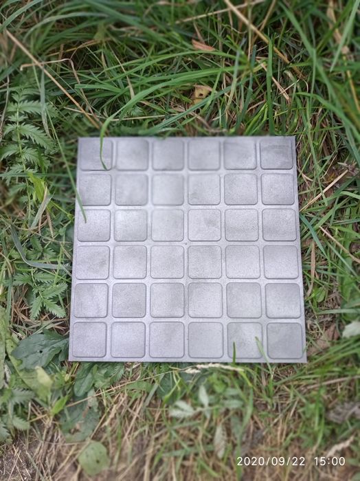 Полімерпіщана тротуарна плитка та черепиця