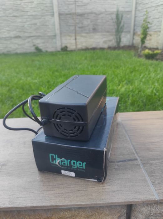 Зарядний пристрій Li ion 52v (58.8в)5А 14s зарядное устройство зарядка