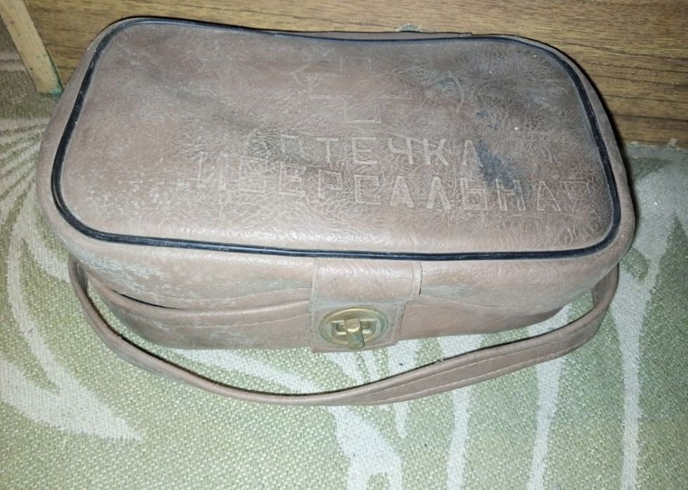 Автомобільна аптечка