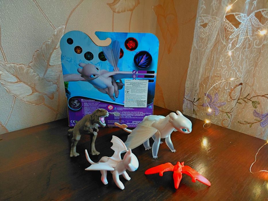 Фігурки Денна  Фурія та інші дракончики  з мультика як приборкати драк