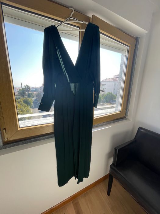 Vendo vestidos/macacão/camisas Zara e Mango