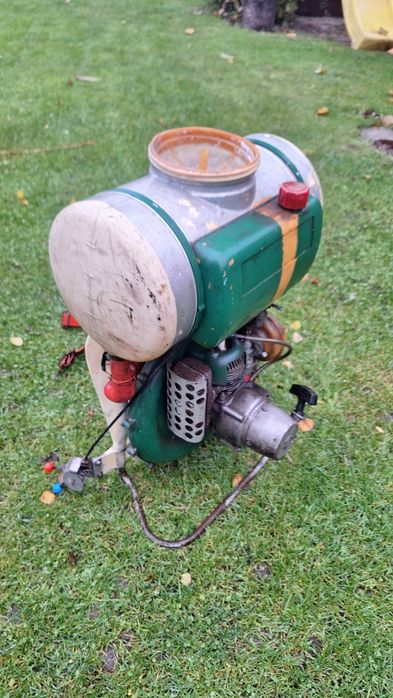 Opryskiwacz motorowy