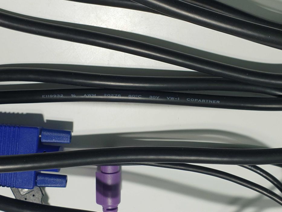 KVM-перемикачем  PS/2-USB Avocent CBL0030 кабель 3M