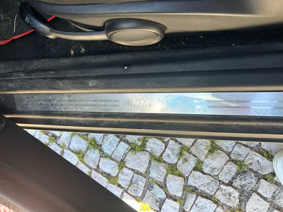 Mini One 1.4 Gasolina – 155.000 km – Vermelho Mini