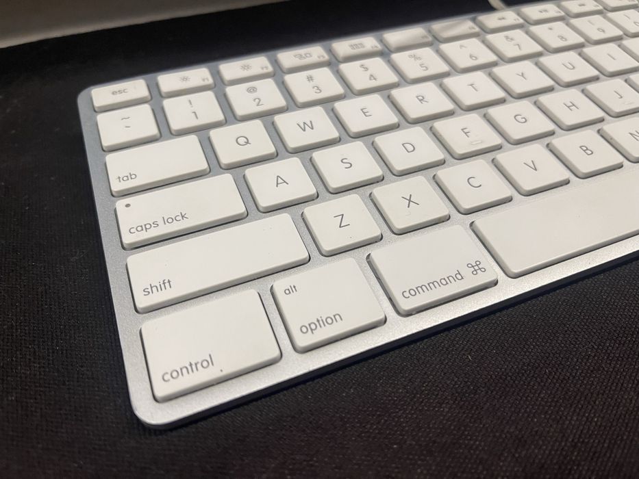 apple keyboard A1243  клавіатура
