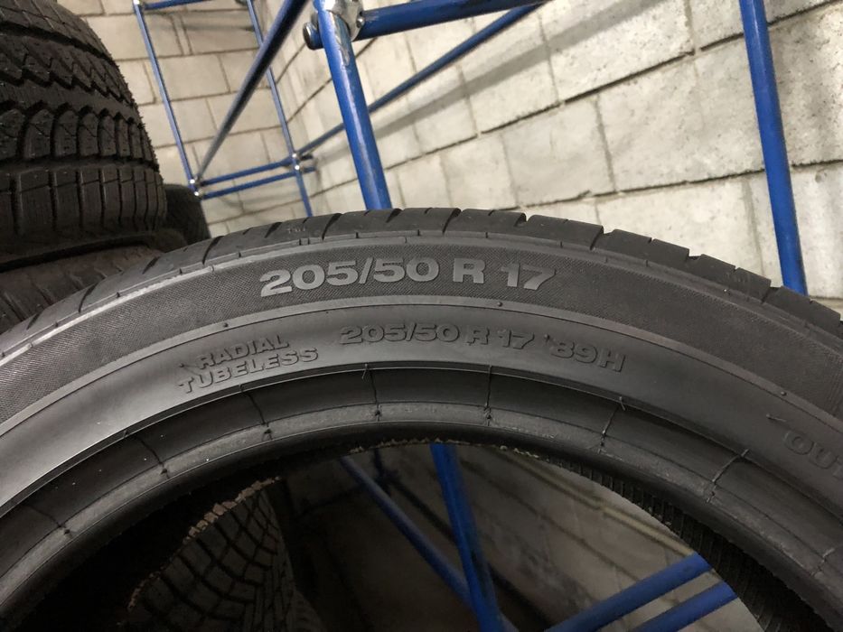 Літні шини 205/50 R17 (89H) CONTINENTAL