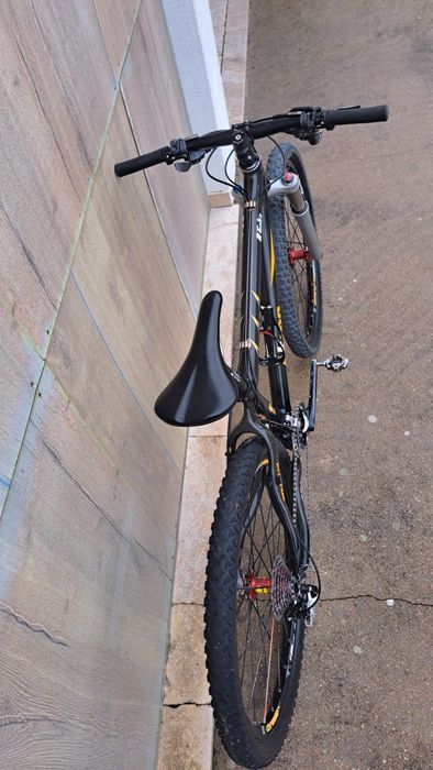 Bicicleta Goka roda 26 carbono