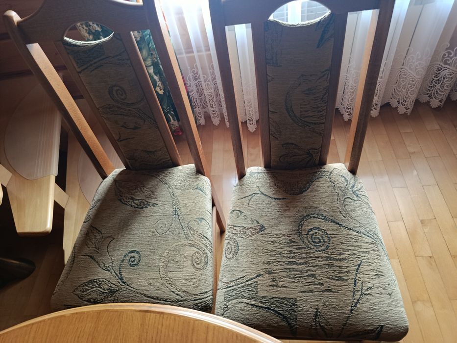 Sprzedam stół drewniany