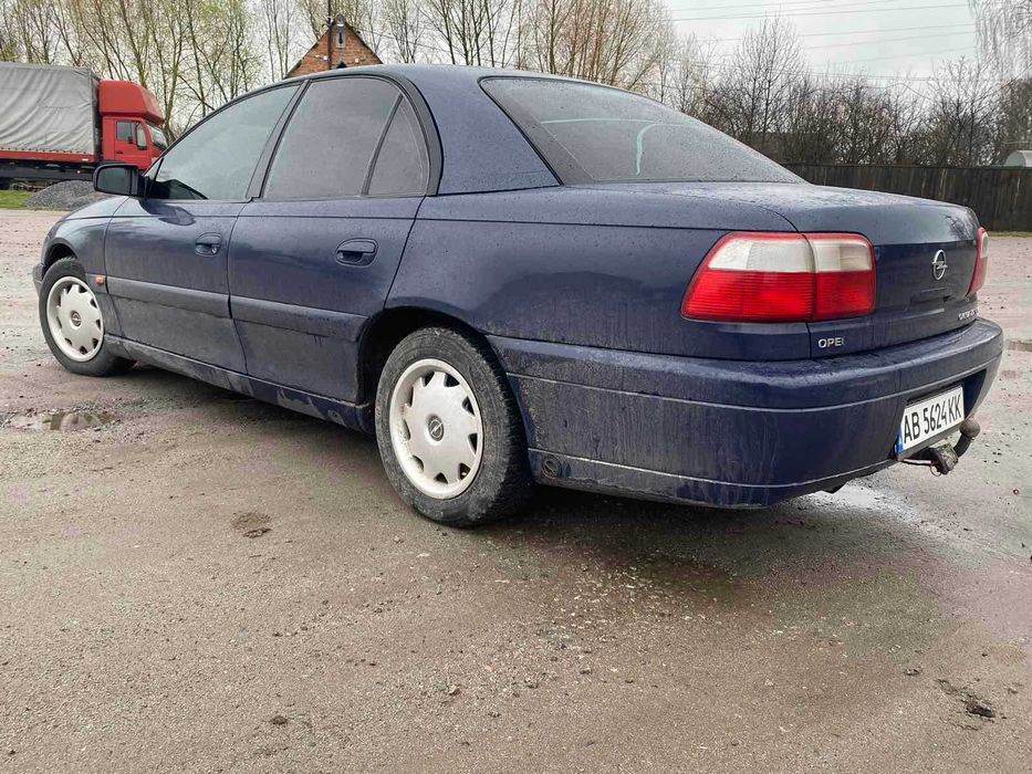 Продам Opel omega 2.0